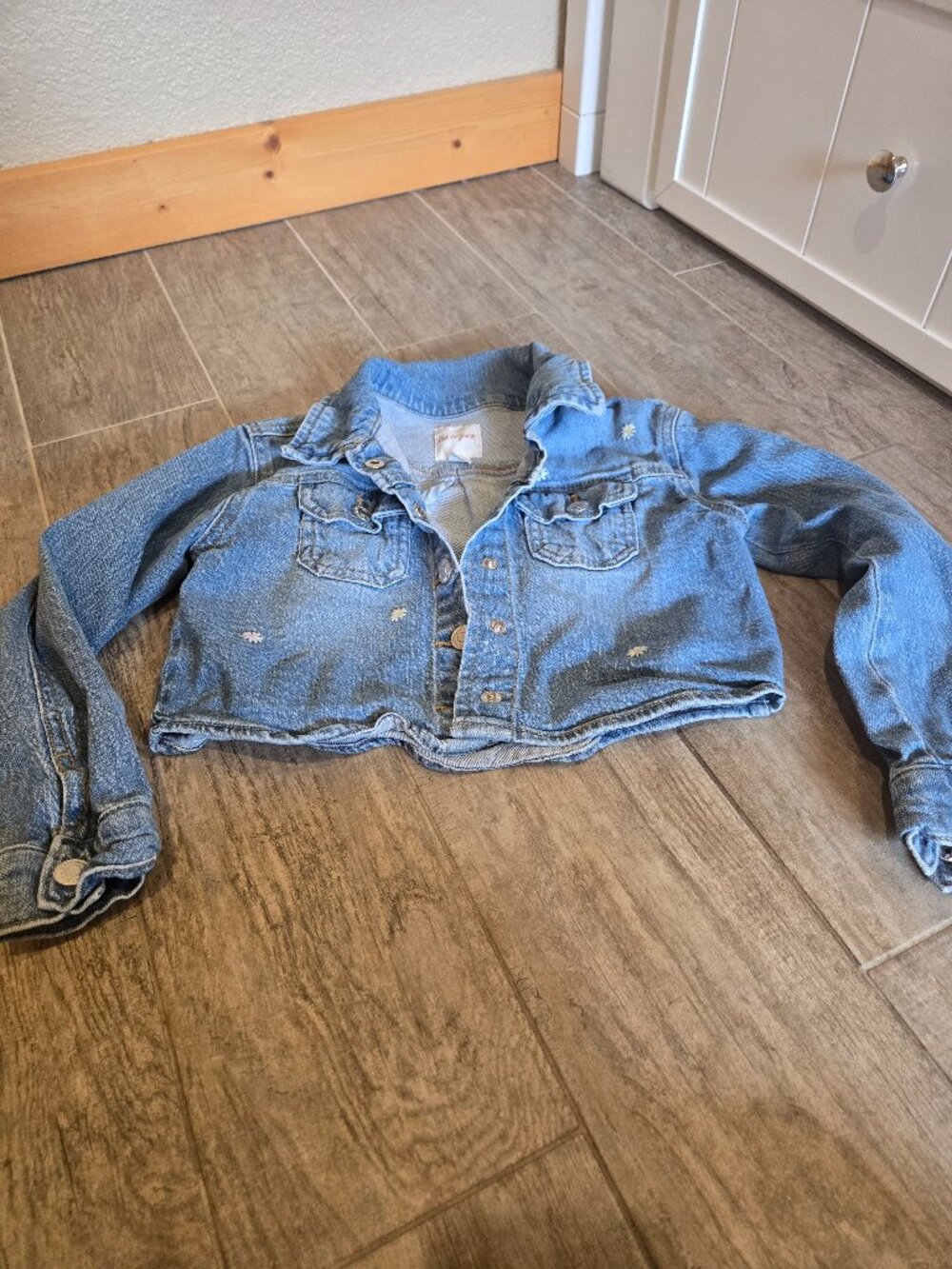 Cat & Jack girls denim jacket size 6/7